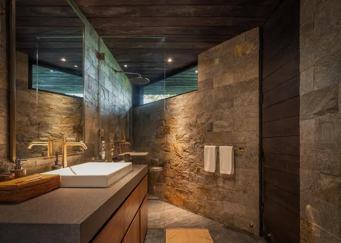 Munduk Cabins Hotel 5*