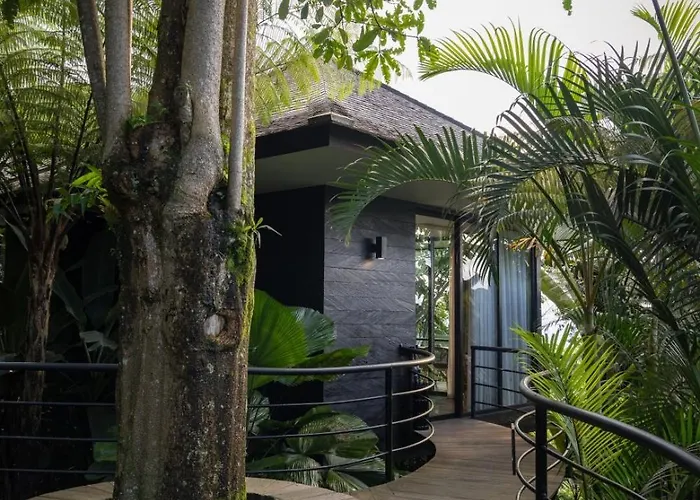 Munduk Cabins