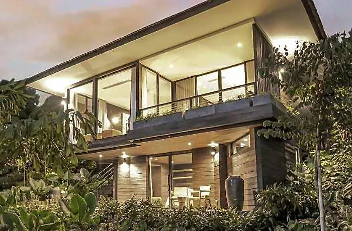 Hotel Munduk Cabins 5*